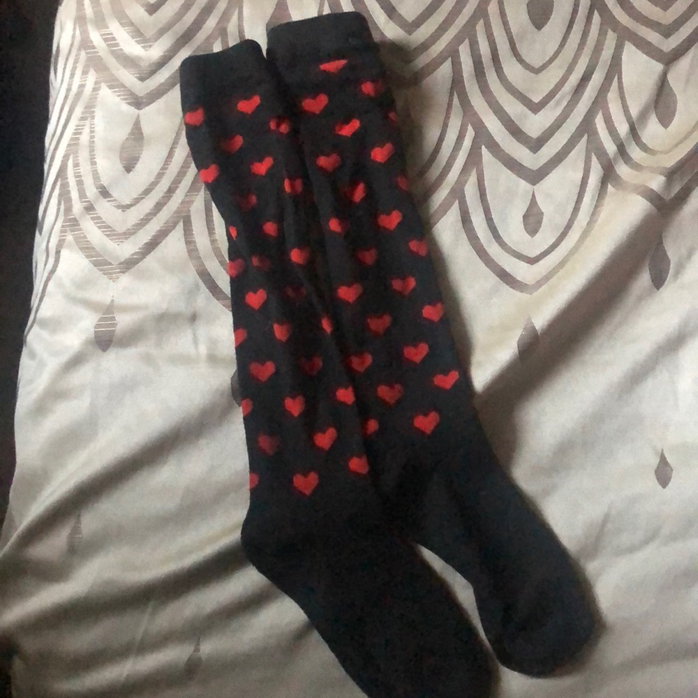 Black and Red Heart Girl socks